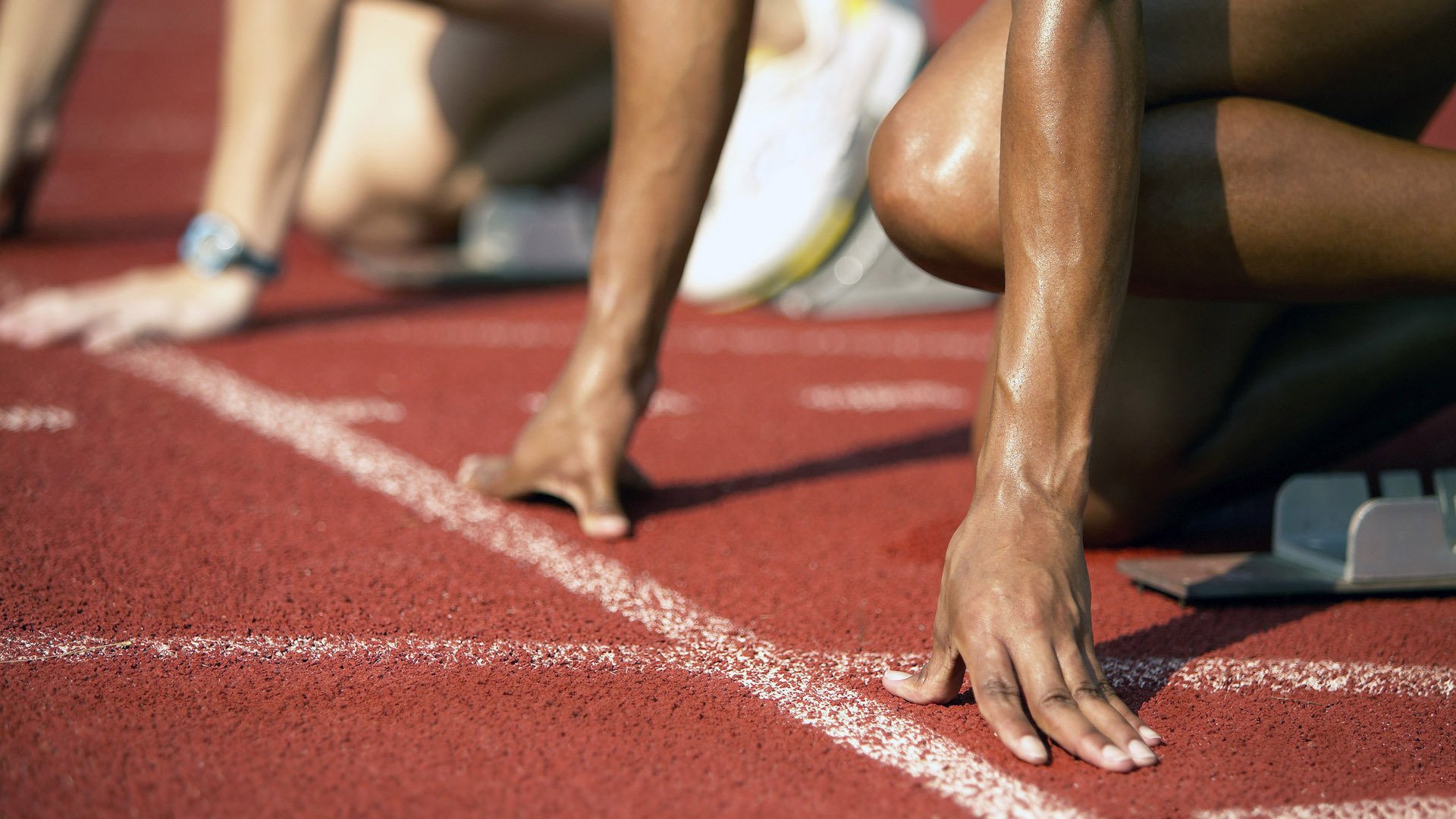 亚历克斯·格林伍德的防守韧性为袋鼠队抵御强敌进攻,格林伍德上限